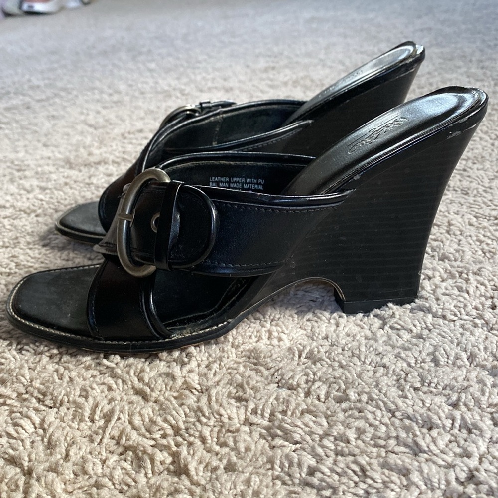 Mossimo Women's Black Wedge Sandals - Picture 4 of 8